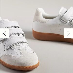 NWT Silent D Sneakers - Seena Size 41